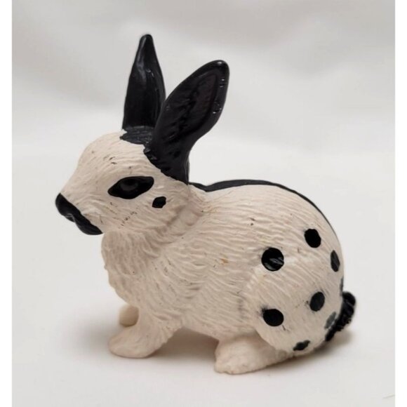 Schleich Vintage Hand-Painted Black & White Spotted Rabbit Figurine Toy Retired - Picture 2 of 7